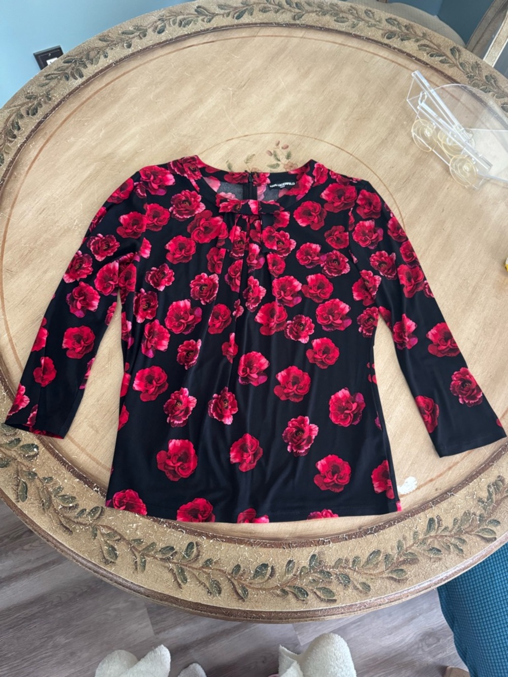 Karl Lagerfeld women long sleeve black and red flowery roses print top